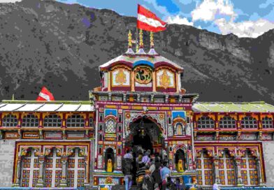 बद्रीनाथ धाम में चढ़ावे चोरी के आरोप का मामला,आरोपी कर्मचारी को किया गया निलंबित
