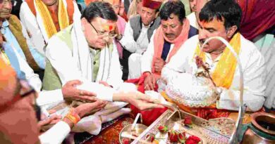 गंगोत्री और यमुनोत्री धाम के कपाट श्रद्धालुओं के लिए खुले,प्रधानमंत्री नरेन्द्र मोदी के नाम से दोनों धामों में की गई पहली पूजा