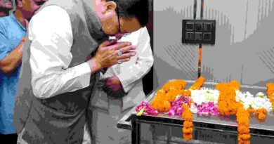 भाजपा प्रदेश मीडिया प्रभारी की पत्नी उमा को दी गयी अंतिम विदाई,CM धामी के साथ BJP नेताओं ने दी श्रद्धांजलि