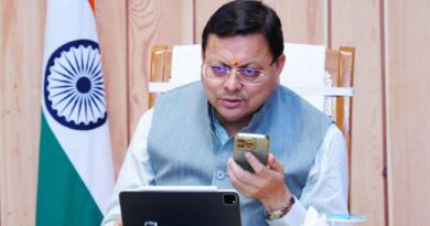 सीएम धामी ने आम लोगों से फोन पर की बात,शिकायतों को लेकर लिया फीडबैक
