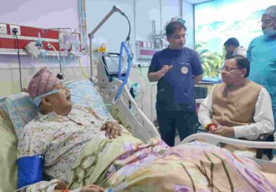 सतपाल महाराज की बिगड़ी तबीयत,सीएम धामी ने जाना हाल
