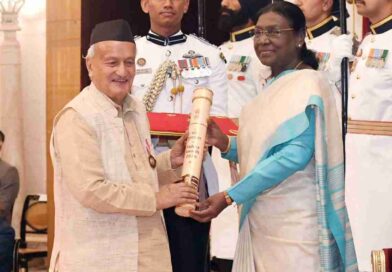 भगत सिंह कोश्यारी पद्मभूषण से हुए सम्मानित,राष्ट्रपति द्रौपदी मुर्मू के हाथों मिला सम्मान