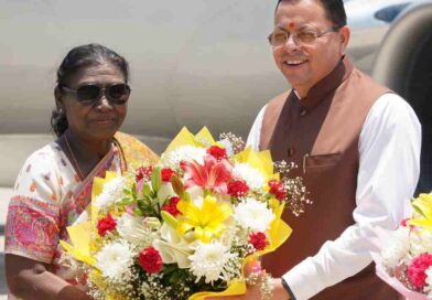 राष्ट्रपति द्रौपदी मुर्मु पहुंची उत्तराखंड,कल IMA पासिंग ऑउट परेड में होंगी शामिल