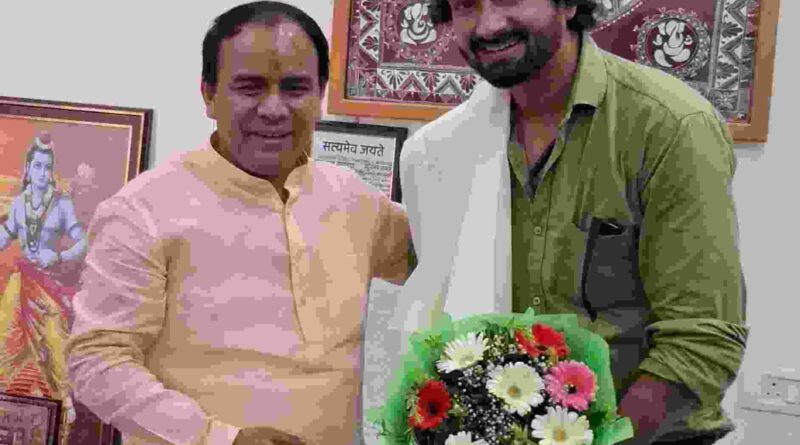 धन सिंह रावत से मिले राष्ट्रीय पुरस्कार विजेता अभिनेता मोहित घिल्डियाल,तीर्थाटन प्रचार के लिए डॉक्यूमेंट्री बनाने पर चर्चा धन सिंह रावत से मिले राष्ट्रीय पुरस्कार विजेता अभिनेता मोहित घिल्डियाल,तीर्थाटन प्रचार के लिए डॉक्यूमेंट्री बनाने पर चर्चा