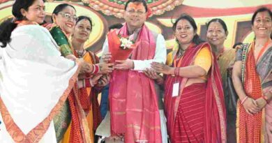 ​रक्षाबंधन पर CM धामी का बड़ा ऐलान,महिलाओं के लिए 60 की उम्र से बसों में मुफ्त सफर,देहरादून में चलेंगी 10 पिंक ई-बसें