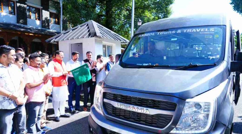 विभिन्न राज्यों की संस्कृति, नवाचार और बेहतर कार्यप्रणालियों को जानें उत्तराखण्ड के युवा: मुख्यमंत्री