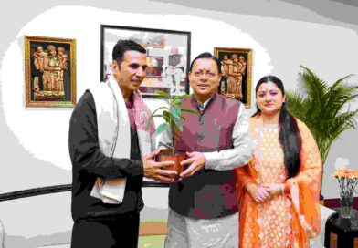 CM धामी से मिले अक्षय कुमार,उत्तराखंड फ़िल्म नीति पर भी हुई चर्चा